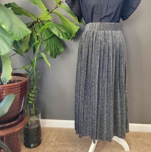 Silver glitter accordion style skirt